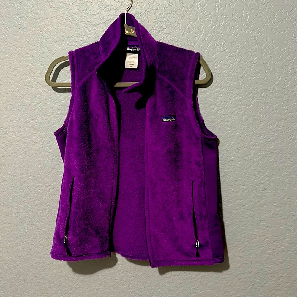 Women’s Patagonia fleece vest